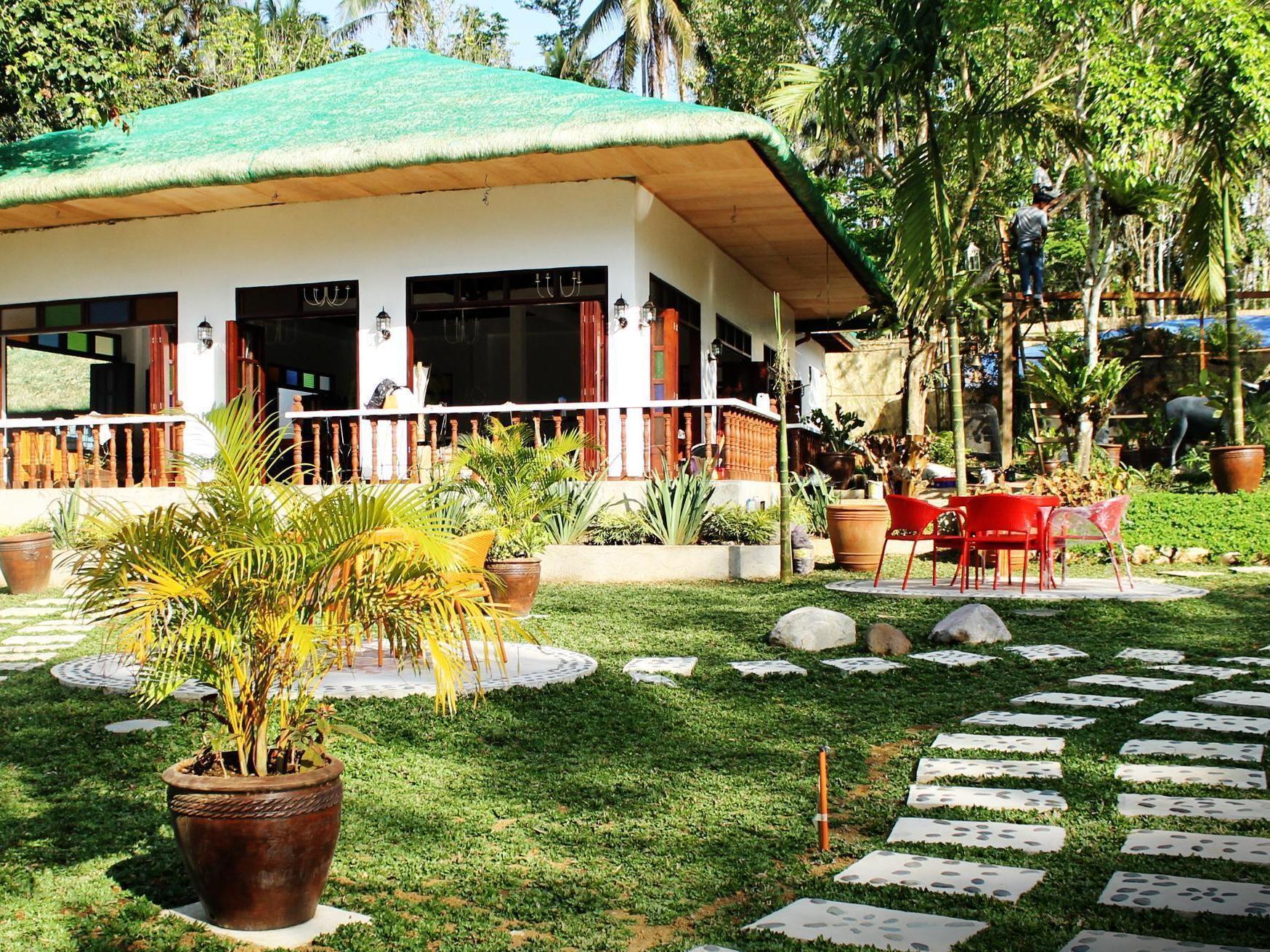مطعم سامكارا ومنتجع جاردن Lucban المظهر الخارجي الصورة