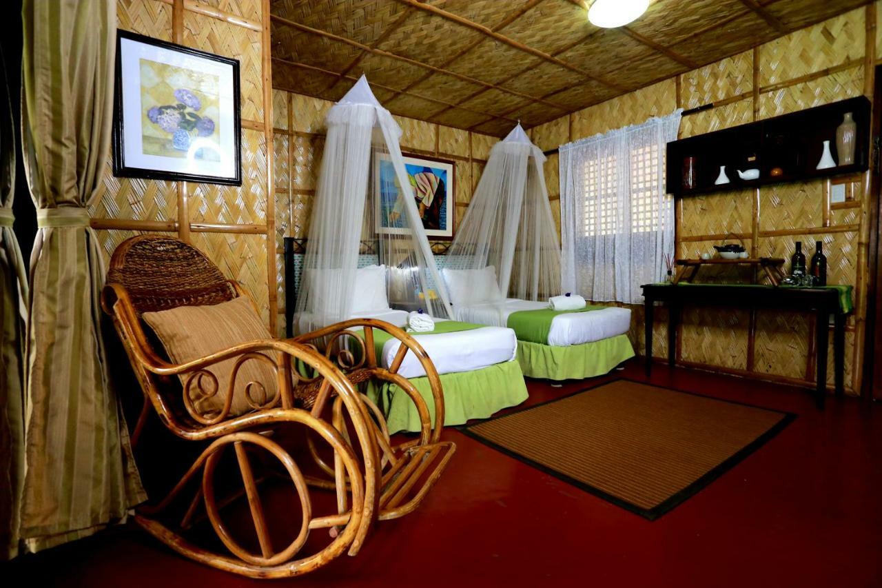 مطعم سامكارا ومنتجع جاردن Lucban المظهر الخارجي الصورة